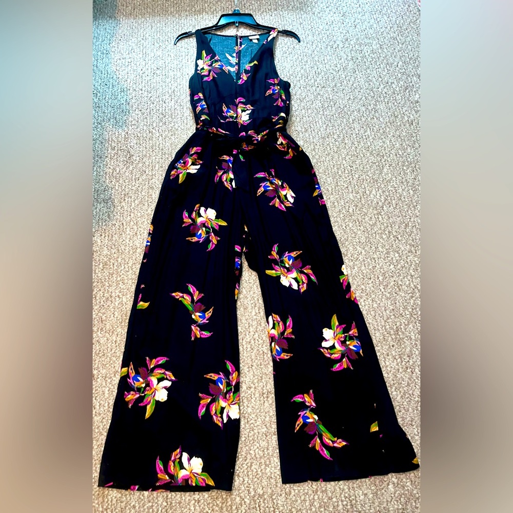 Floral Romper - A New Day brand - size Medium